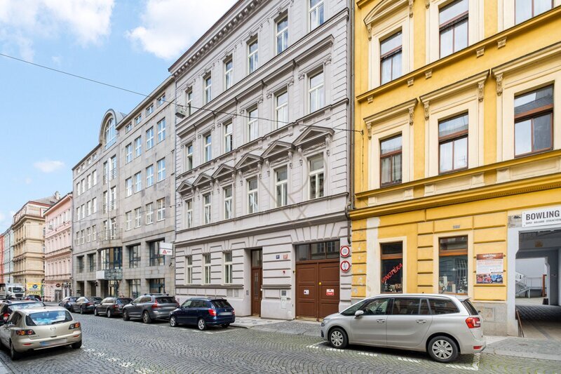 Prodej bytu 2+kk 75,5 m2 s terasou a parkovacím stáním, Na bělidle, Praha 5 - Smíchov