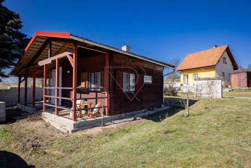 Dům s pozemkem 3 946 m2, Načeradec, Pravětice, okres Benešov