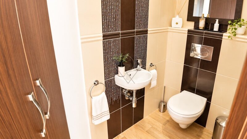 Prodej nebytového prostoru 17 m2, kosmetické studio, Veltruská, Praha 9 - Prosek