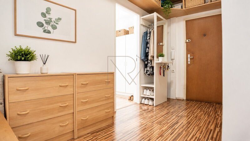 Pronájem bytu 3+kk s lodžií 65m2, Vejvanovského, Praha 4 - Chodov