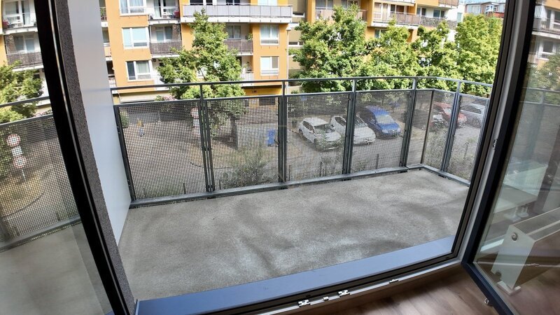 Pronájem bytu 1+kk s balkonem 41 m2, Gerstelova, Praha 9 - Vysočany