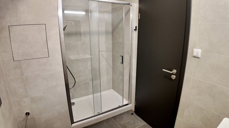 Pronájem bytu 1+kk s balkonem 41 m2, Gerstelova, Praha 9 - Vysočany