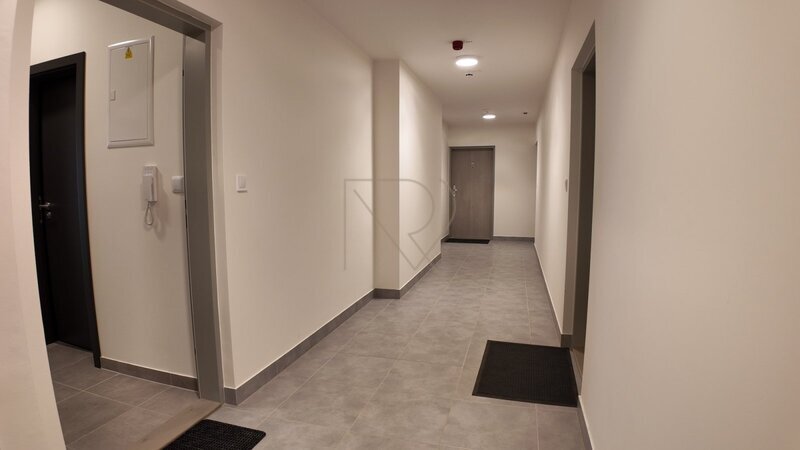 Pronájem bytu 1+kk s balkonem 41 m2, Gerstelova, Praha 9 - Vysočany