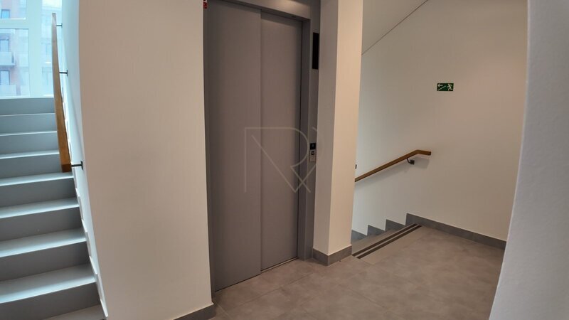 Pronájem bytu 1+kk s balkonem 41 m2, Gerstelova, Praha 9 - Vysočany