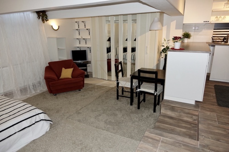 Pronájem bytu 1+kk 40 m2, Praha 10 - Záběhlice