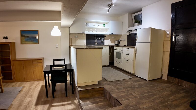 Pronájem 1+kk 40 m2, Praha 10 - Záběhlice