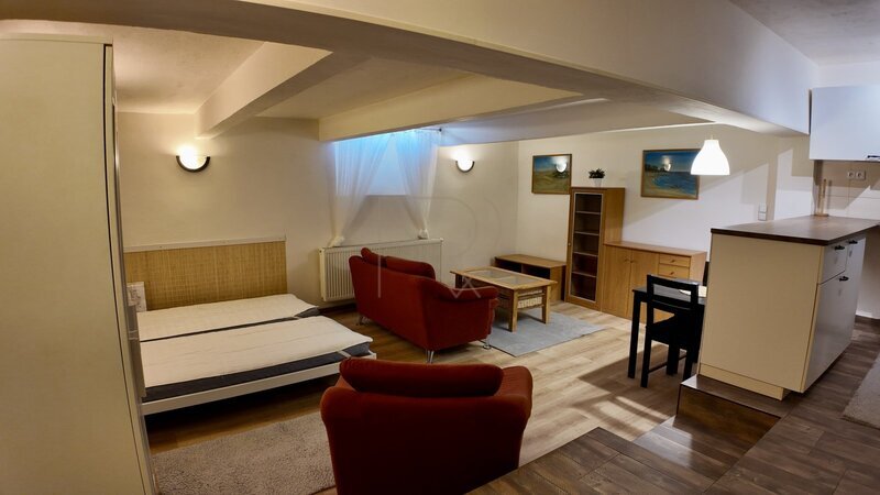 Pronájem 1+kk 40 m2, Praha 10 - Záběhlice