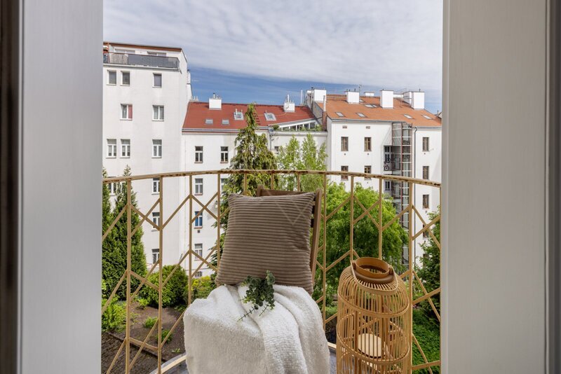Prodej bytu 3+1 90 m2, Na Březince, Praha 5 - Smíchov