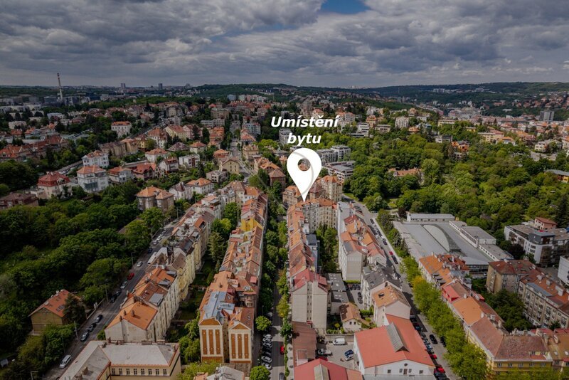 Prodej bytu 3+1 90 m2, Na Březince, Praha 5 - Smíchov