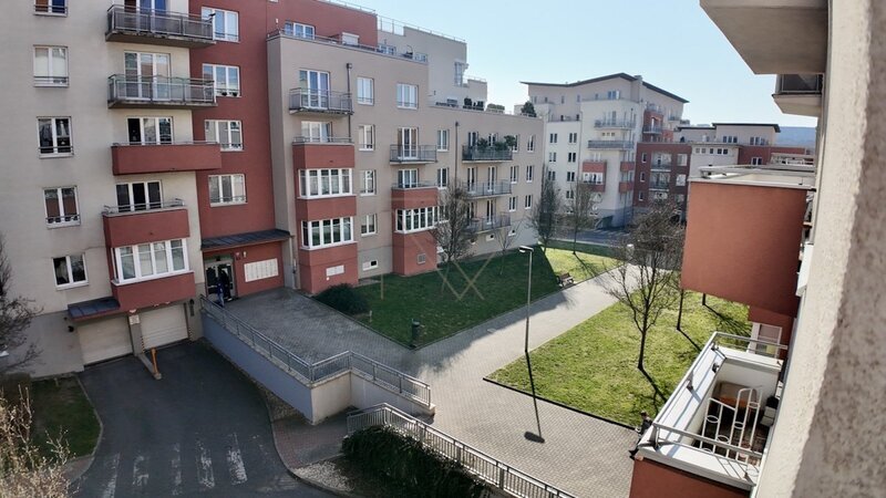 Pronájem bytu 1+kk, Mikanova, Praha 10 - Záběhlice