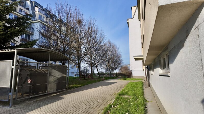 Pronájem bytu 2+kk s balkonem a s parkovacím stáním, Divišovská, Praha 4 - Chodov