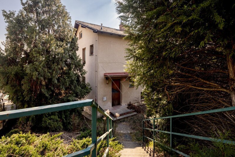 Prodej rodinného domu s pozemkem 906 m2, Praha 4 - Krč
